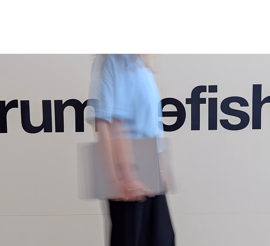 Unscharfe Person von der Seite